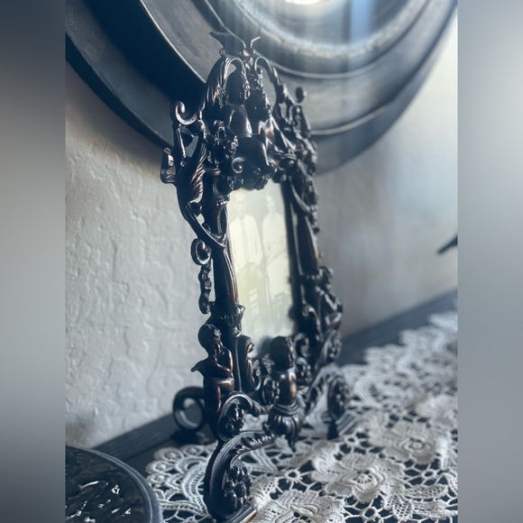 Victorian Ornate Cast Iron Mirror-Antique Cast Iron 14.25" x 9" Cherubs frame - Picture 5 of 7
